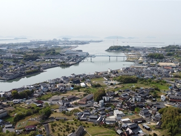 【期間限定・特典付き】瀬戸内海の景観と温かなおもてなしが評判。良寛荘で会席料理を楽しむ