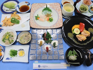 *【夏会席】八幡浜の旬味がぎっしり詰まった期間限定の夏会席料理をご賞味下さい。