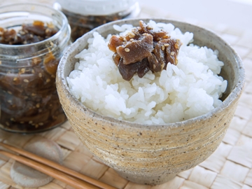 *ゴーヤの佃煮(プラン特典)／ご飯のお供に最適♪苦味が和らぐよう少し甘めに仕上げてます。