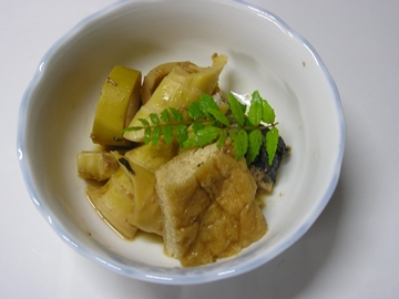 *料理一例【春】/春の訪れを感じさせる、タケノコを使ったお料理。