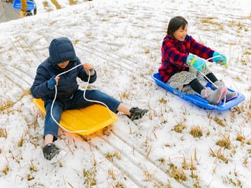 *【過ごし方】雪ゾリ体験♪滑り台とはまた違った迫力に子ども達も大喜びです♪